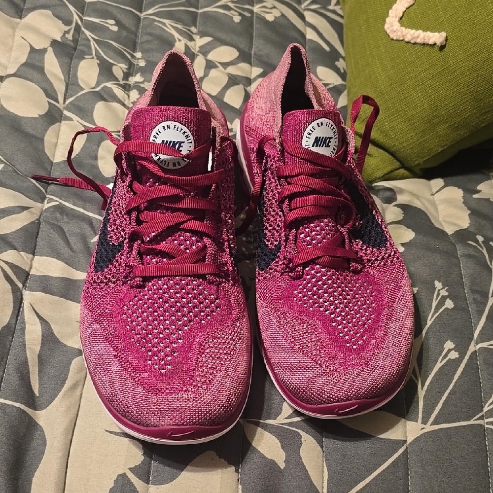 Nike Women's Running Shoes #1